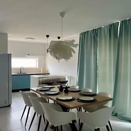 Villa Mak *